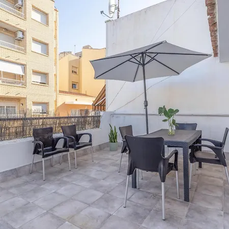 Cambrils Tatil Evi *